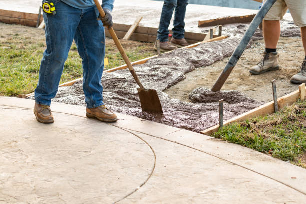 Best Concrete Pool Decks in Rendon, TX